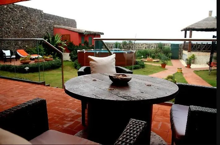 TérangaLux Villa K Ile de Ngor Avec Piscine et Vue Mer Dakar Sénégal